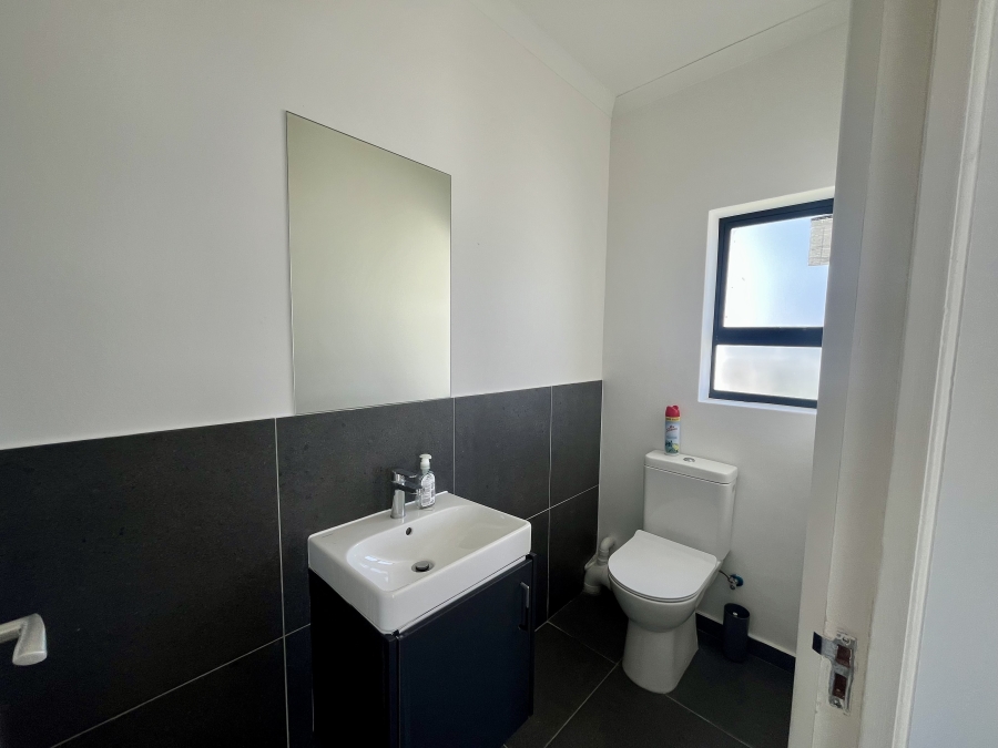 2 Bedroom Property for Sale in Laguna Western Cape